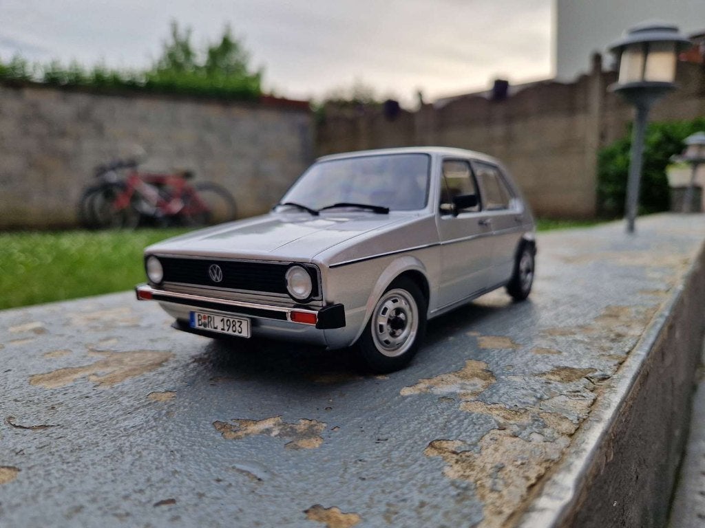 VW GOLF 1 - Échelle 1/18 - PRIX : 49€, Ophalen of Verzenden, Nieuw, Auto, Solido