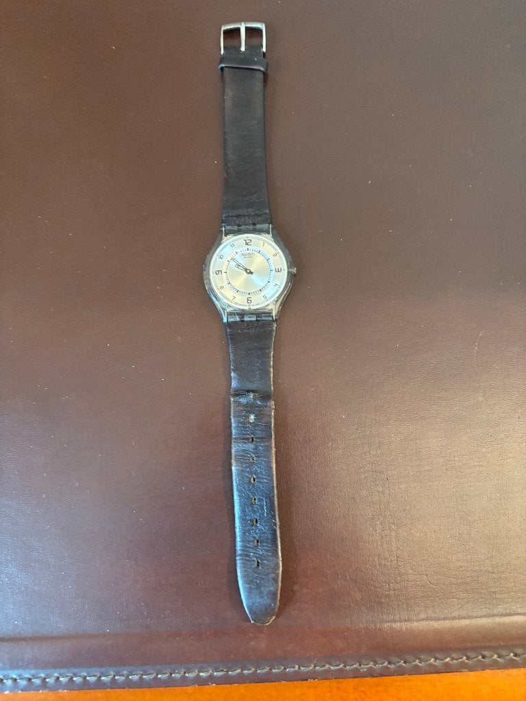 Montre bracelet Dame ULTRA PLATE "SWATCH" 20 EUROS, Handtassen en Accessoires, Horloges | Dames, Ophalen, Overige materialen, Polshorloge