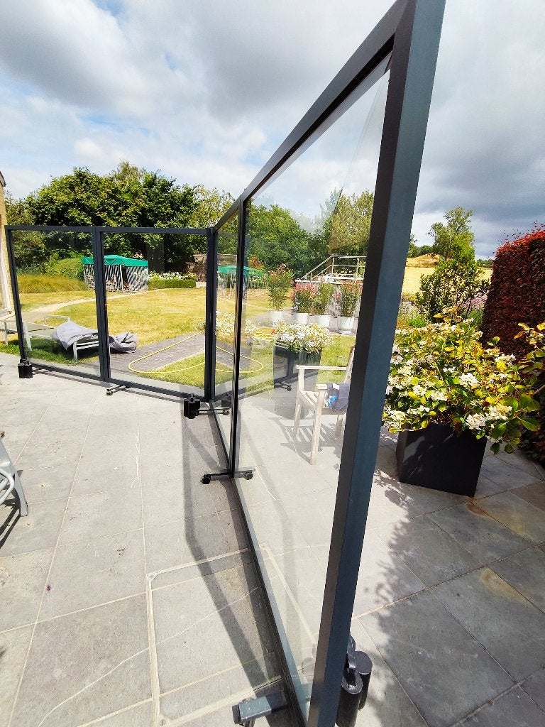 Verplaatsbaar windscherm dubbele beglazing aluminium frame, Tuin en Terras, Overige Tuin en Terras, Ophalen, Gebruikt