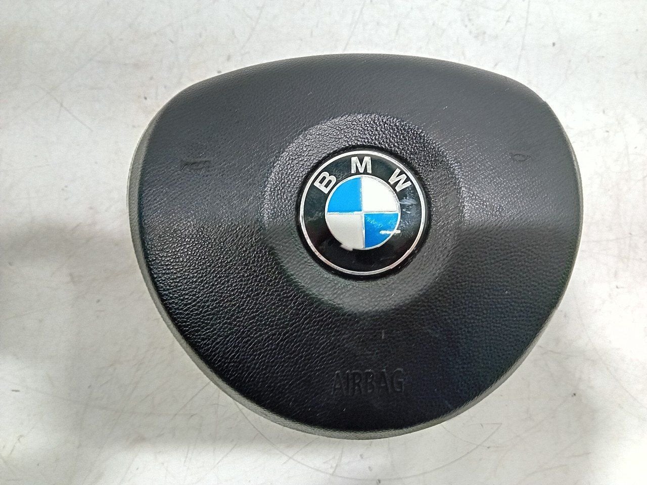 Airbag stuur BMW 1 serie, Onderdelen@venauto.nl, Van der Ven Autorecycling B.V., Gebruikt, Ettenseweg 76, 4706 PB Roosendaal, The Netherlands
