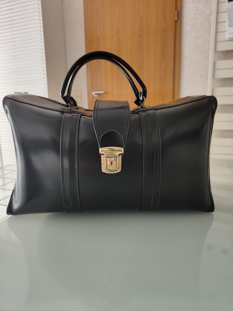 Grote vintage koffer tas dokterstas zwart, Handtassen en Accessoires, Koffers, Ophalen, Overige materialen, Gebruikt, 50 tot 60 cm