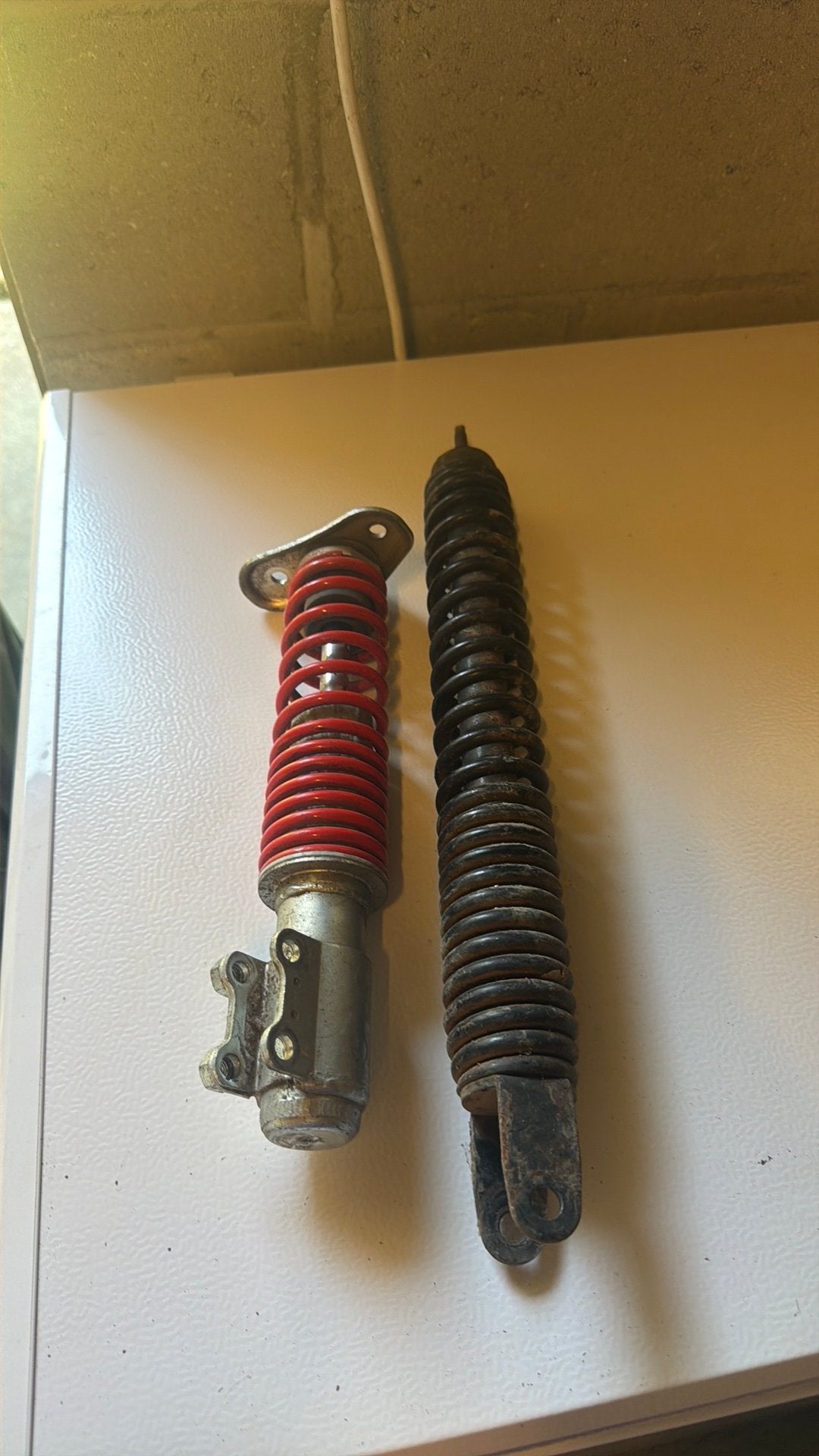Vespa sprint schokbreker, Fietsen en Brommers, Ophalen, Zo goed als nieuw