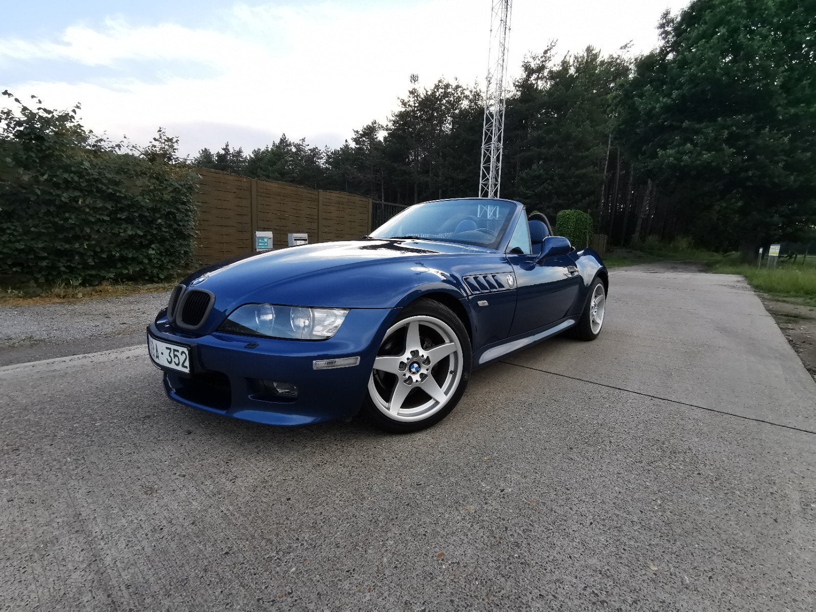 Bmw z3 1,9 Wiedbody TOPASBLAU Garantie Keuring, Auto's, Achterwielaandrijving, 87 kW, 4 cilinders, Cabriolet