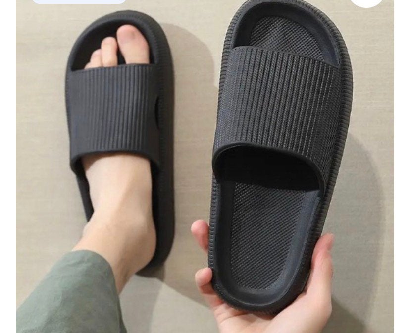 HappyFlops Zwarte Comfortabele Slippers - Maat 40/41, Kleding | Dames, Slippers, Zwart, Nieuw, Ophalen of Verzenden