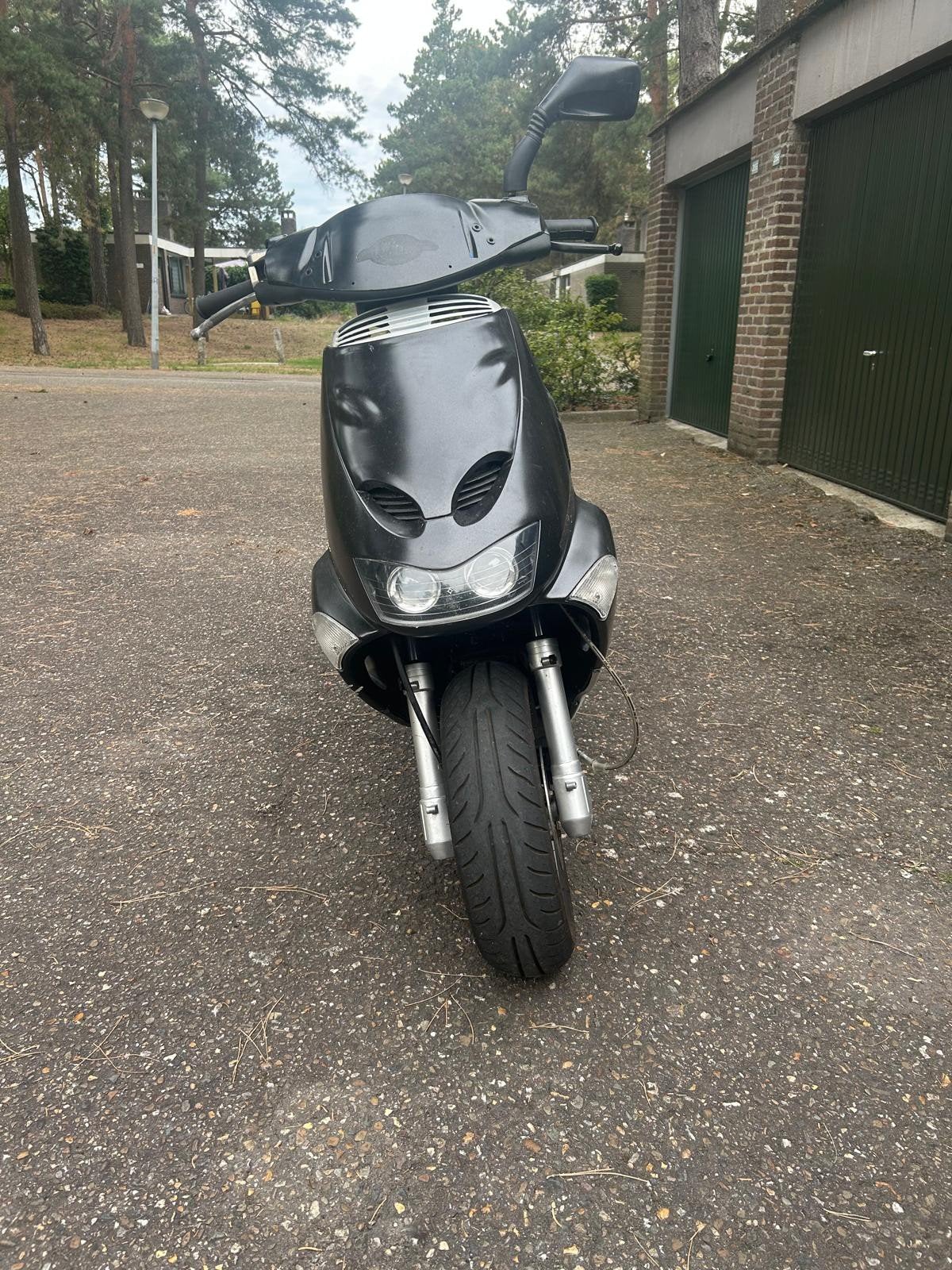 Aprilia SR50, Vélos & Vélomoteurs, SR 50, Enlèvement, Utilisé, Deux-temps