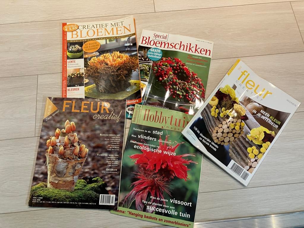 Pakket van 5 magazines voor bloemschikken, Boeken, Ophalen of Verzenden