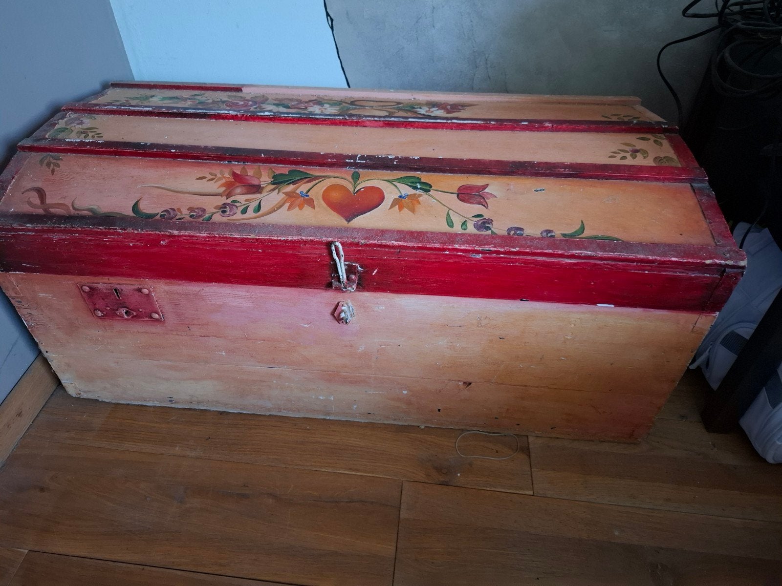 coffre à restaurer, 50 à 100 cm, Enlèvement, Utilisé, 5 – 50