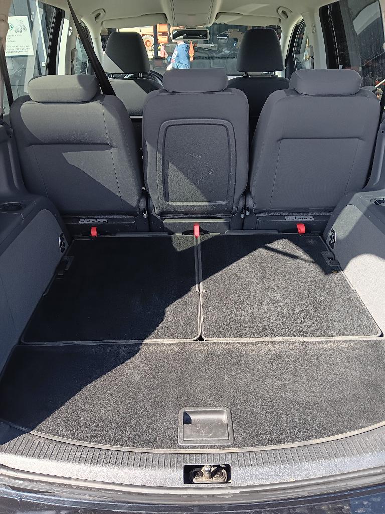 a vendre vw touran, Autos, Euro 5, 4 portes, 7 places, Boîte manuelle