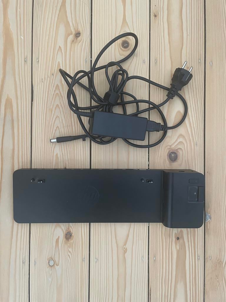 Dockingstation, Ophalen, Zo goed als nieuw, Docking station