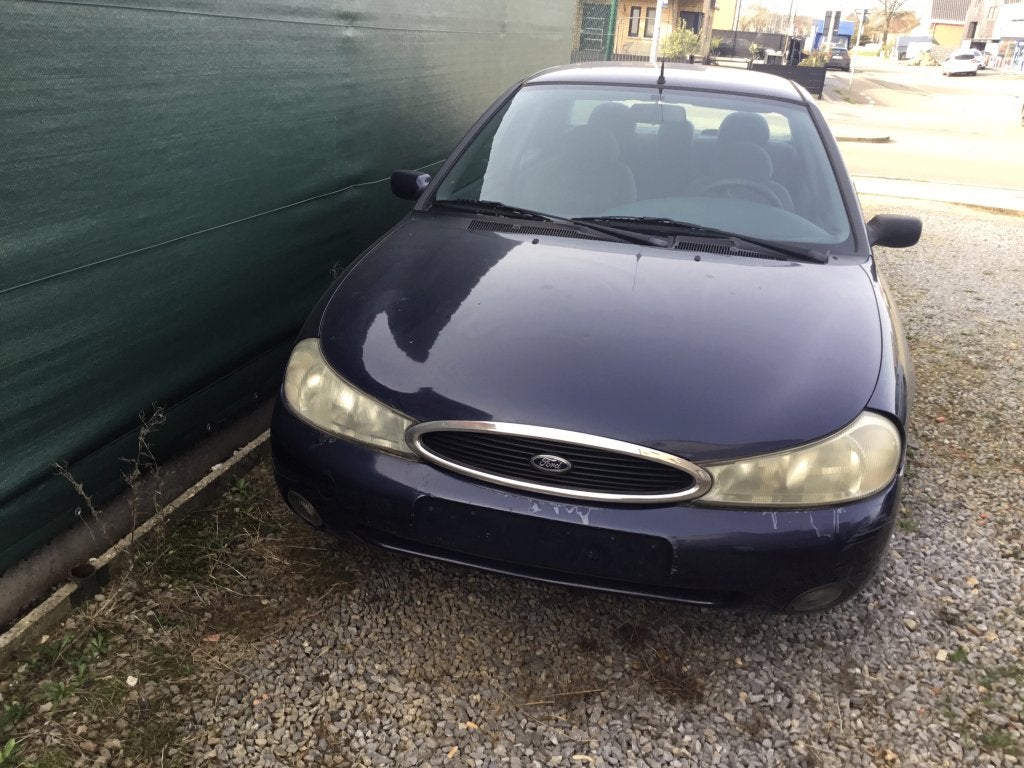 Ford  Mondeo ( automatic ) 78000 km  car pass, Automaat, Mondeo, 1796 cc, Particulier