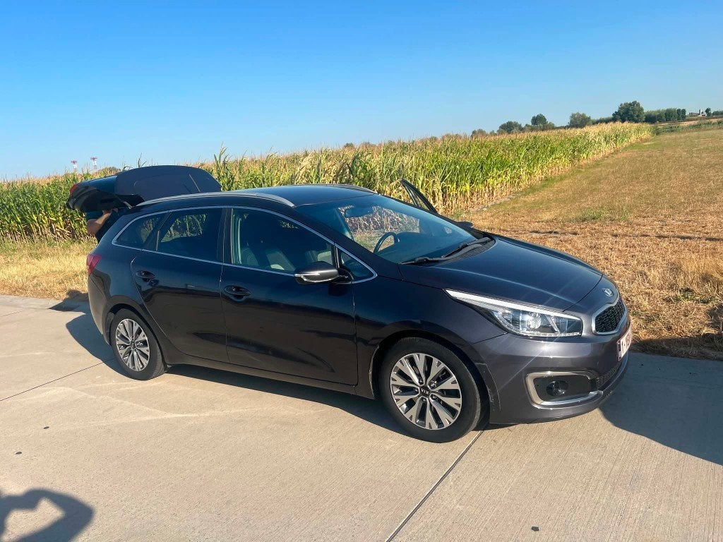 Cee'd SW 1.4i Access ISG Essence EURO 6b, Autos, Kia, Argent ou Gris, Achat, Euro 6, Boîte manuelle