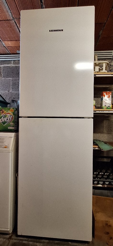 Liebherr Koel-vriescombinatie – NoFrost & PowerCooling, Classe énergétique A ou plus économe, Avec compartiment congélateur, 160 cm ou plus