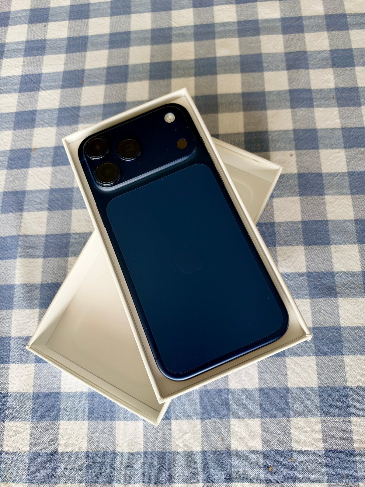 iPhone 17 Pro Max - 512 GB, Diepblauw, Télécoms, 512 GB, Comme neuf, Enlèvement, 98 %