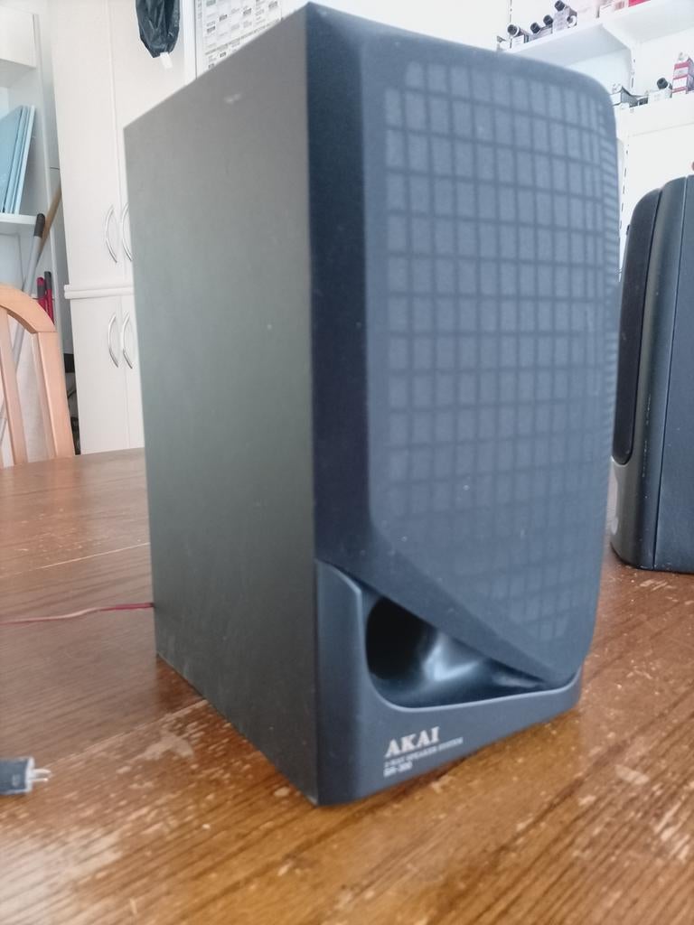 2 boxen. Akai, Audio, Tv en Foto, Luidsprekerboxen, Ophalen