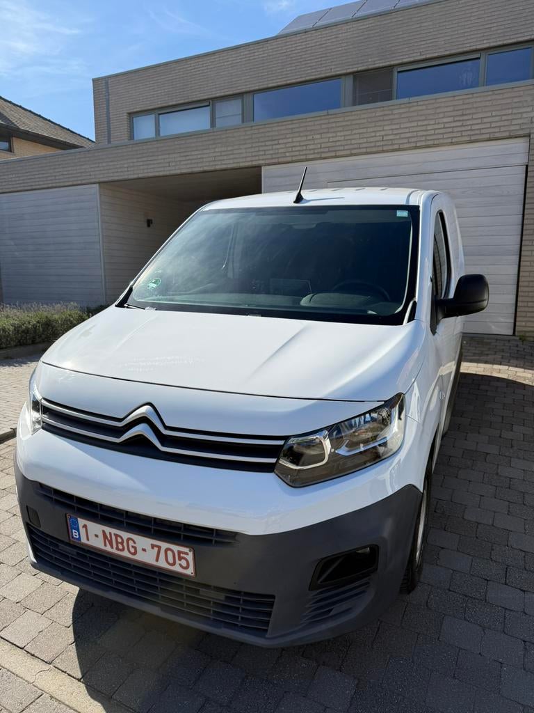 Citroen berlingo 2020, Auto's, Bestelwagens en Lichte vracht, Voorwielaandrijving, 4 cilinders, Citroën, Wit