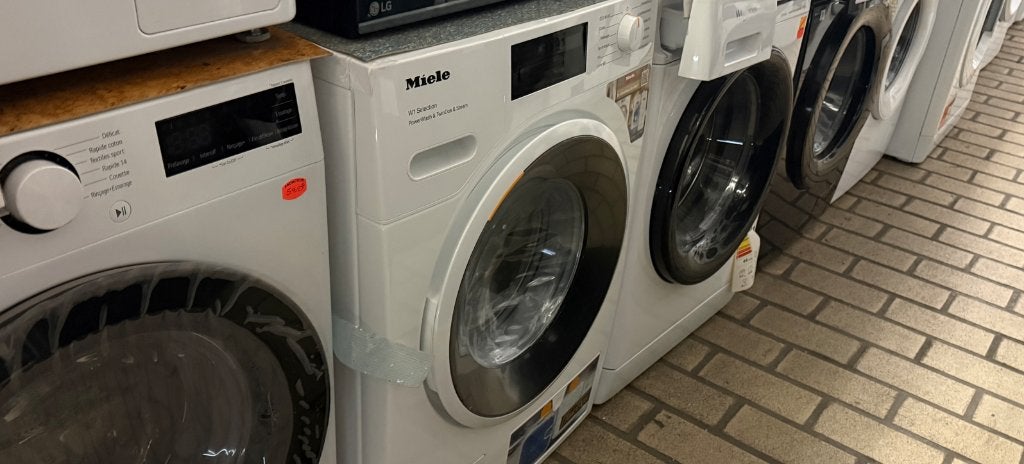 Miele TwinDos intelligent 9kg./1400ess./ Vapeur/Classe AAB, Enlèvement, Neuf, Séchoir à linge