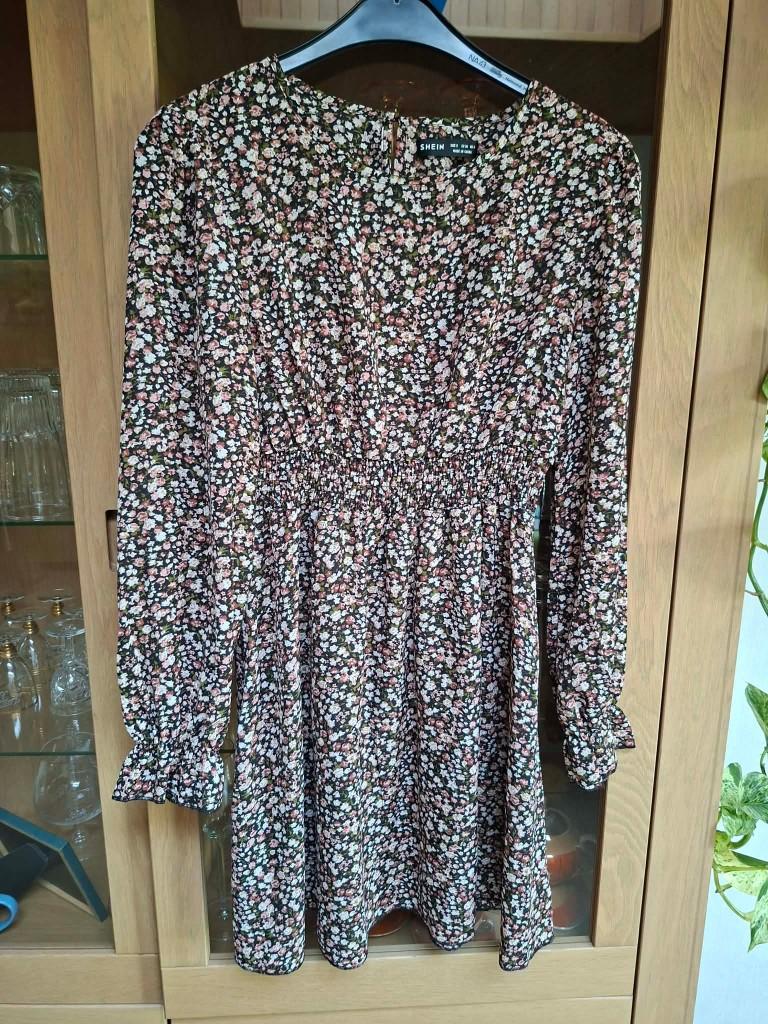Shein : Robe à imprimé floral pour femmes (petite), Enlèvement ou Envoi, Autres couleurs, Taille 36 (S), Comme neuf