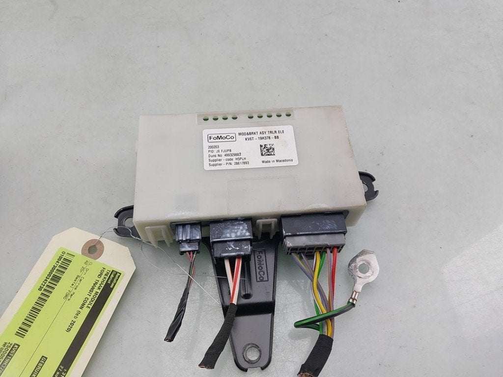 ORDINATEUR GESTION ATTACHE REMORQUE ATTELAGE (|KV6T19H378BD|, Autos : Pièces & Accessoires, Henry-Ford-Straße  1
50735  Köln, DE