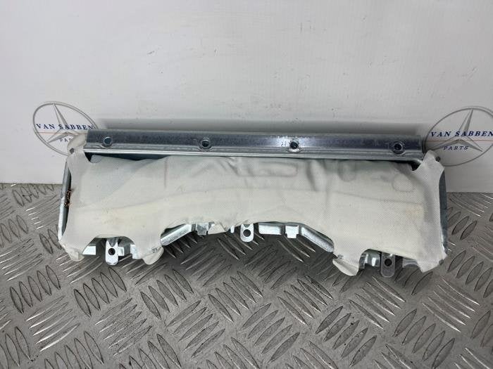 Airbag genou d'un Mercedes E-Klasse, -, 3 mois de garantie, Utilisé, -