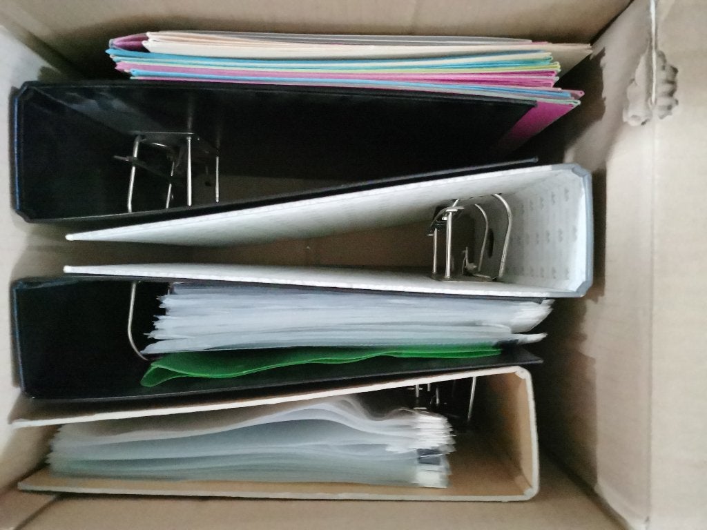 Carton de classeurs, pochettes..., Enlèvement, Utilisé, Affaires