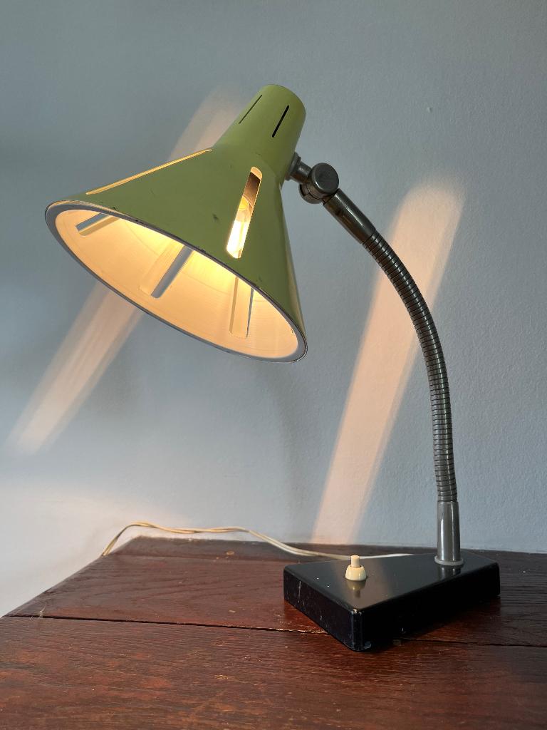 Hala model 20 “Zonneserie”, Verzenden