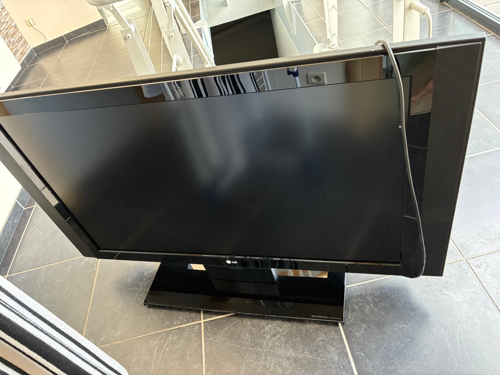 A vendre tv full hd lcd, Audio, Tv en Foto, Ophalen, LCD, Zo goed als nieuw, 100 cm of meer