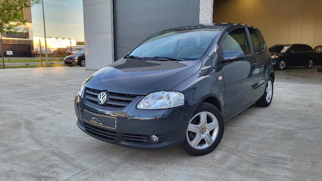 Volkswagen Fox 1.2 Essence Euro 4 avec 046 000 km de 2010, Autos, Argent ou Gris, Achat, Entreprise, Boîte manuelle