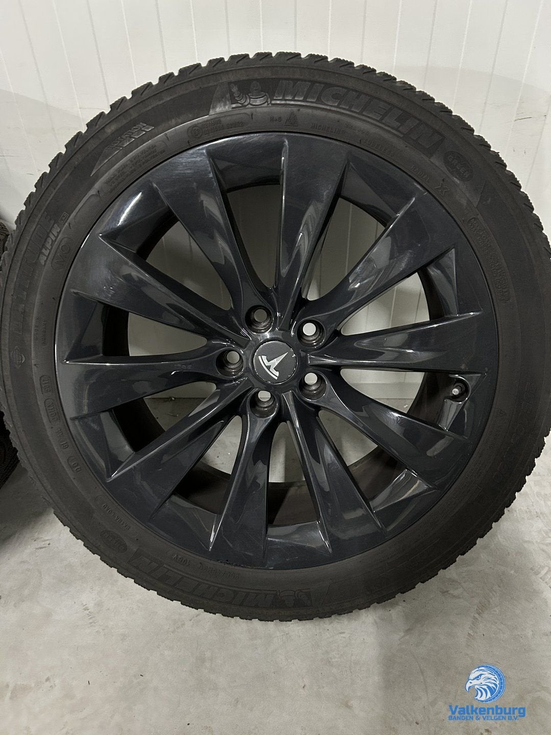 6mm! Originele Tesla Model X 20 inch antraciet velgen 5x120, Autos : Pièces & Accessoires, Pneus et Jantes, Pneus hiver, 255 mm