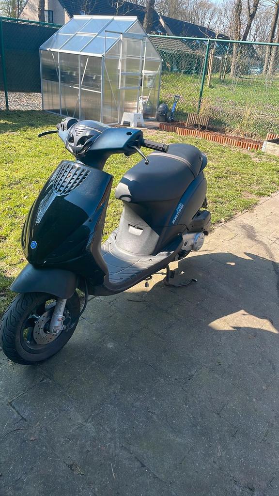 Zippez un cours, Vélos & Vélomoteurs, Scooters | Piaggio, Zip, Enlèvement, Utilisé, Classe A (25 km/h)