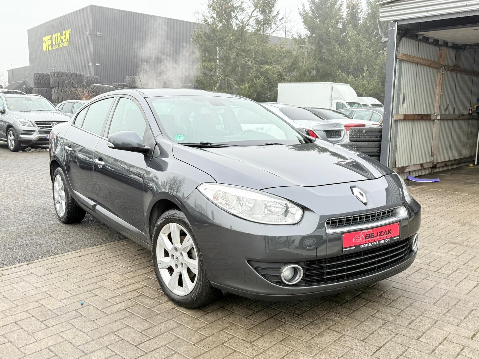 Renault fluence 1.5dci 135.000km 1j garantie, Auto's, Te koop, Fluence, Bedrijf, Handgeschakeld