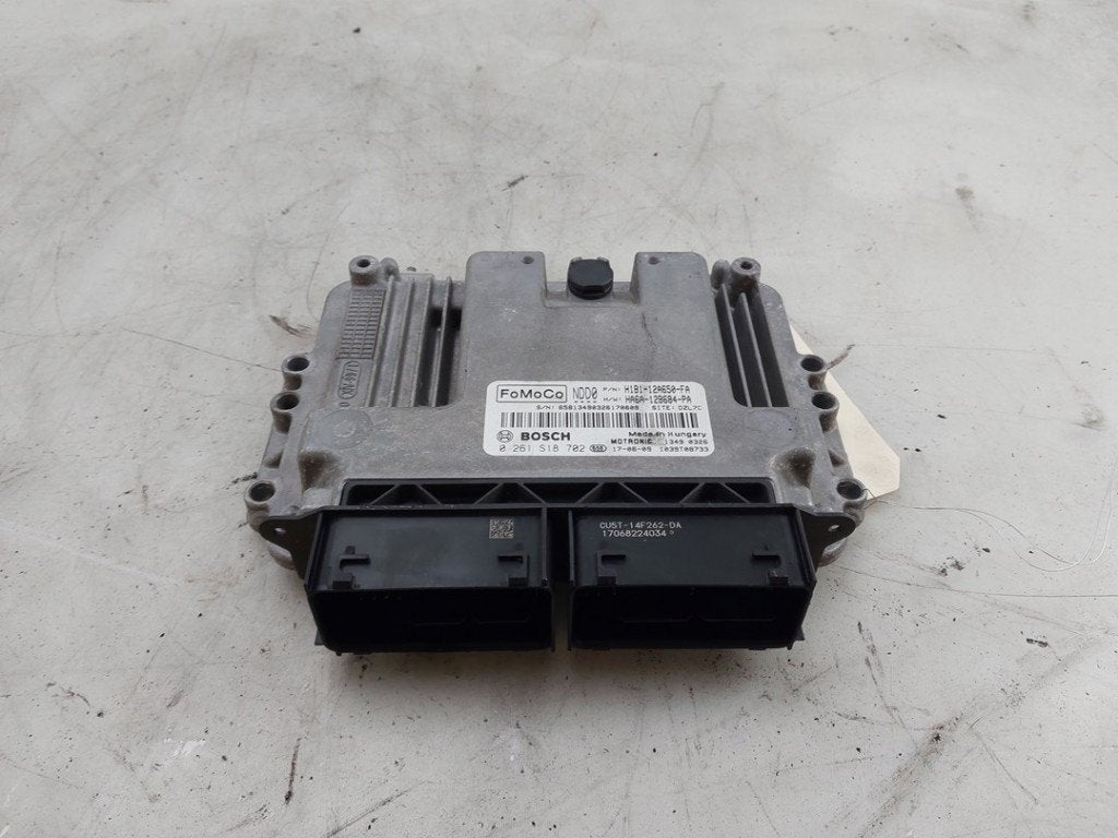 CALCULATEUR MOTEUR ECU Ford Fiesta 7 (01-2017/07-2023), Robert Bosch AG, Robert-Bosch-Allee 1
74232  Abstatt, DE, Engineering@bosch.com