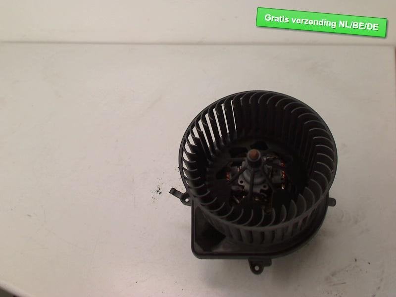 RADIATEUR MOTEUR Mini Mini (R56) (01-2006/11-2013) (990402W), Petuelring 130
80809  München, DE, Mini, Utilisé, Minikundenbetreuung@mini.de