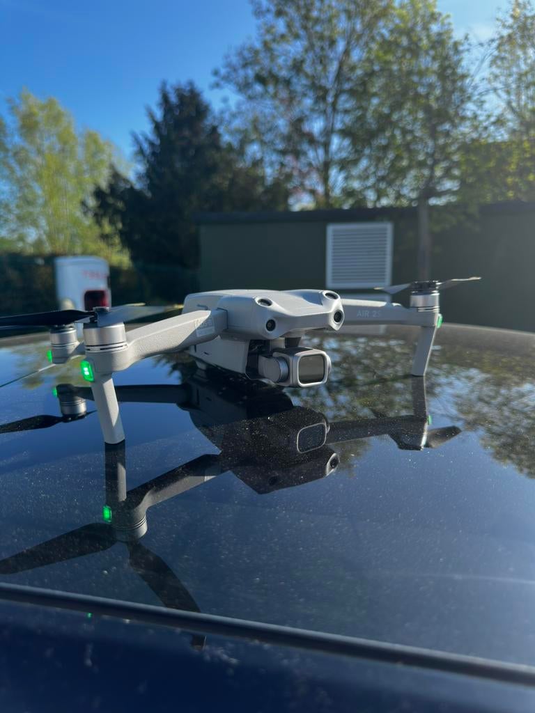 DJI Air 2S Fly More Combo (Gold Edition) + Hardcase + Antenn, 30 tot 45 minuten, Cameradrone, 5 tot 10 kilometer, Zo goed als nieuw