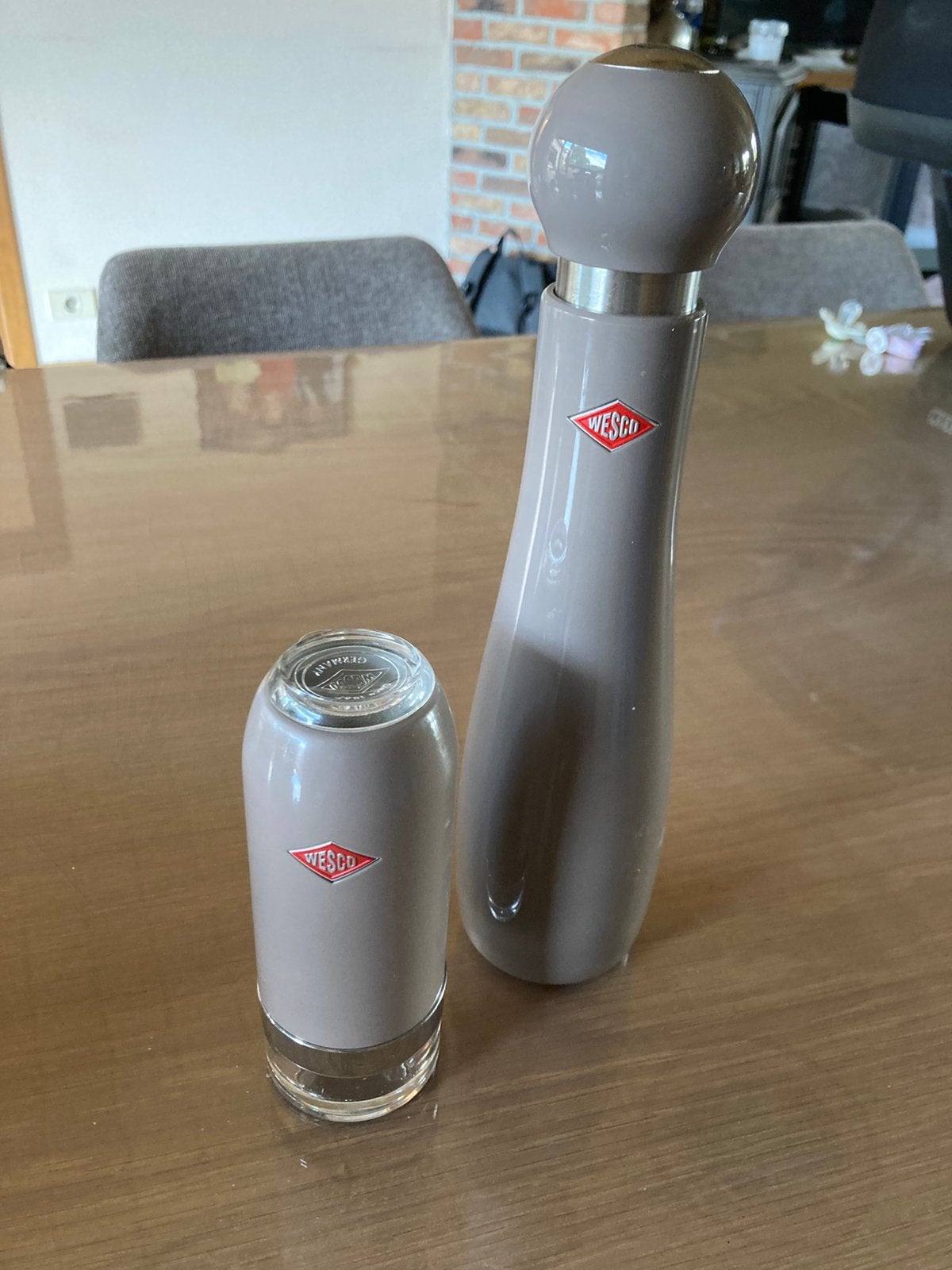 Wesco pepermolen en zoutvat grijs, Ophalen, Zo goed als nieuw, Grijs