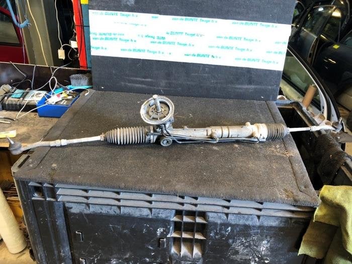Boîtier de direction assistée d'un Peugeot Partner, -, 3 mois de garantie, Utilisé, -