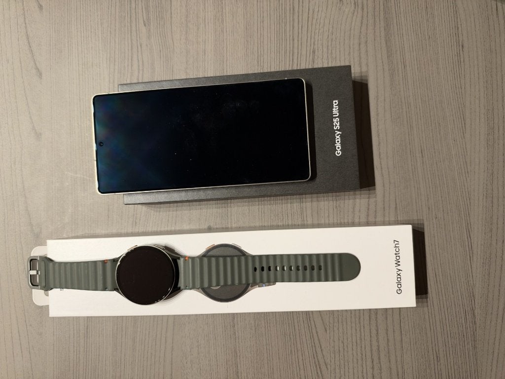 Samsung Galaxy S25 Ultra 256GB + Galaxy Watch 7 46mm, Télécoms, Autres modèles, Enlèvement ou Envoi, Utilisé, Android OS