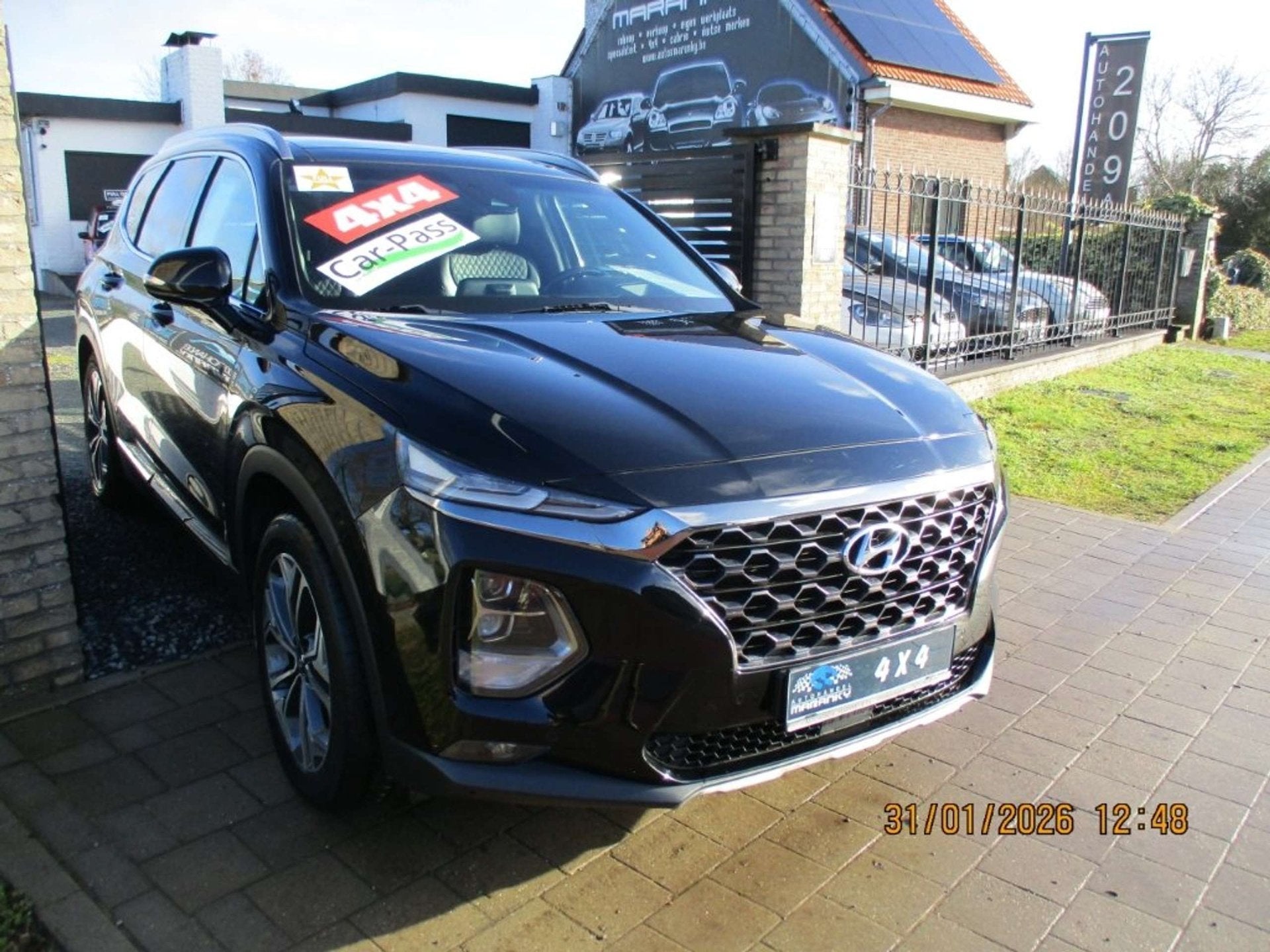 Hyundai SANTA FE 2.0CRDI 150PK PREMIUM HTRAC 7PL FULL OPTION, Autos, Entreprise, Boîte manuelle, Noir, 5 portes