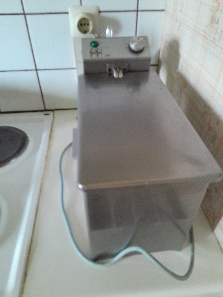 friteuse frifri, Elektronische apparatuur, Frituurpannen, 3 tot 4 liter, Ophalen, Gebruikt