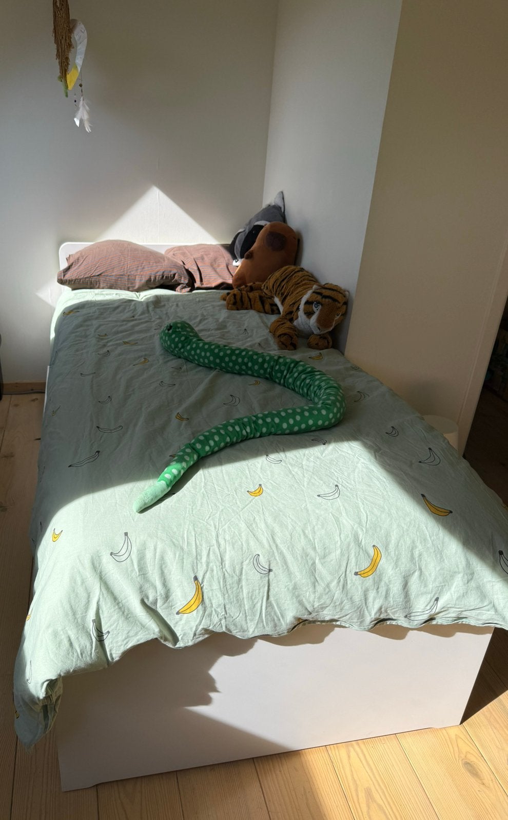 IKEA SLÄKT Bed met onderbed en opberger, wit, Huis en Inrichting, Slaapkamer | Bedden, Ophalen, Gebruikt, 90 cm, Eenpersoons