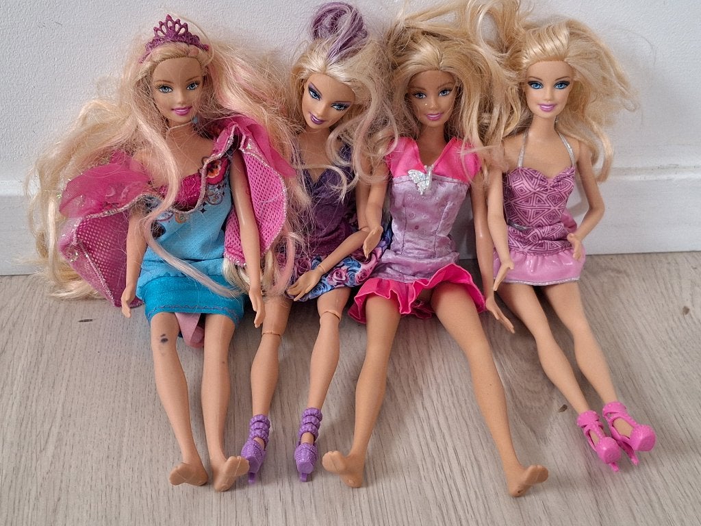 Barbiepoppen  + kleine popjes, Ophalen, Zo goed als nieuw, Barbie