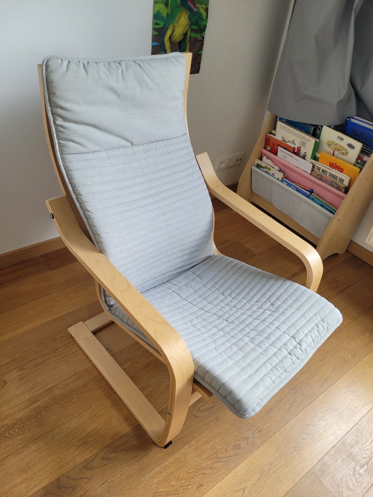 Fauteuil Poang Knisa / IKEA, Enlèvement