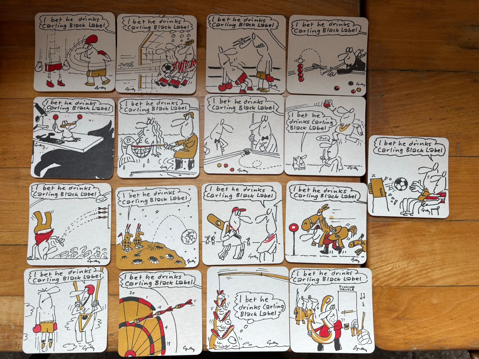 Reeks 17 stuks sport cartoon . Carling, Verzamelen, Biermerken, Ophalen of Verzenden, Zo goed als nieuw