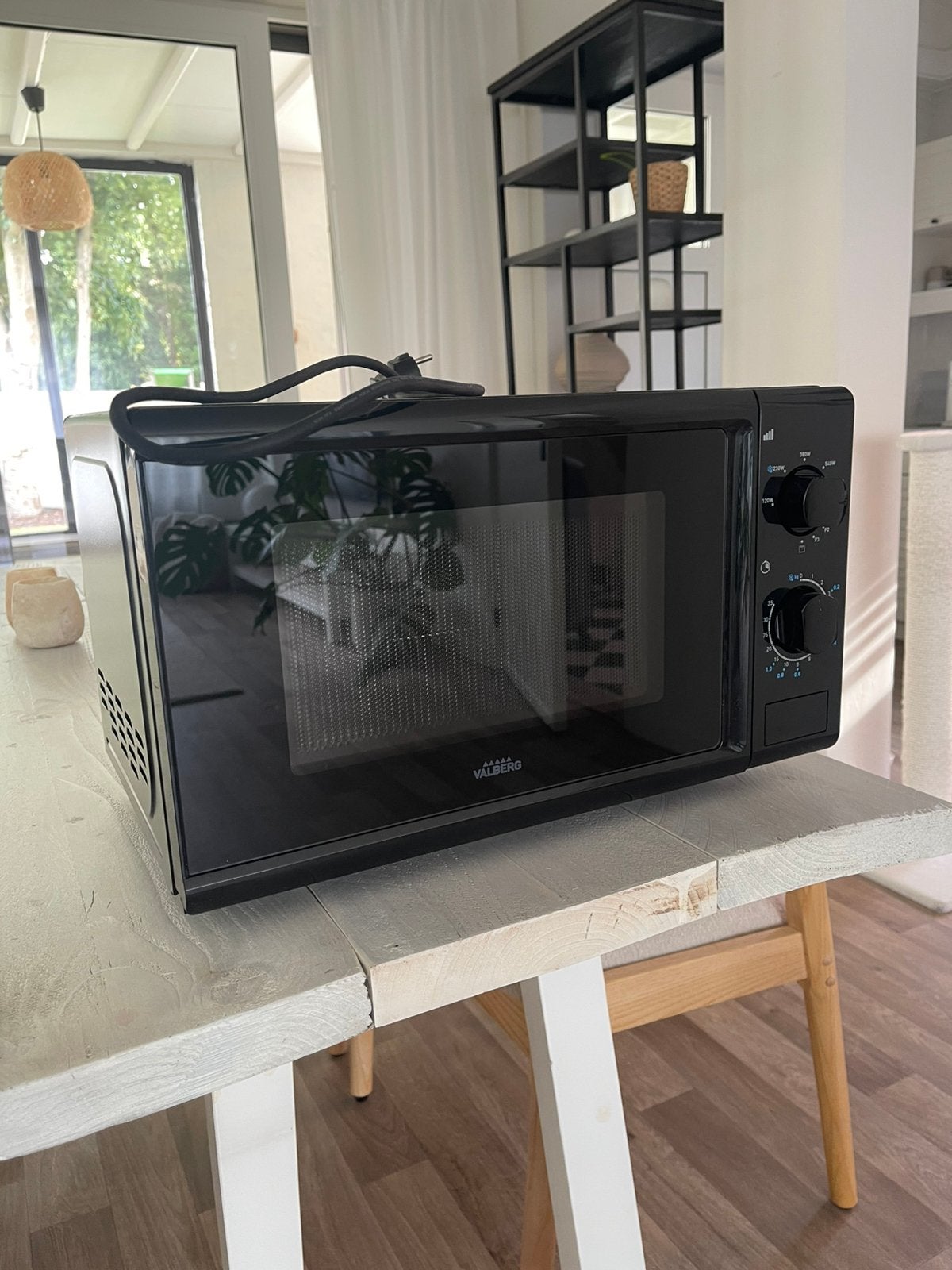 VALBERG Microgolf met Grill – 20L – Zwart, Ophalen, Microgolfoven, Grill, Zo goed als nieuw