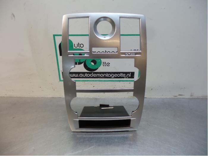 Dashboard deel van een Chrysler 300 C, Gebruikt, -, Ophalen of Verzenden, -