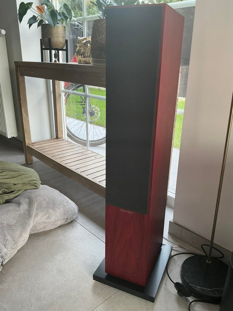 B&W 704 S2 set speakers, Audio, Tv en Foto, Luidsprekerboxen, Zo goed als nieuw, Ophalen