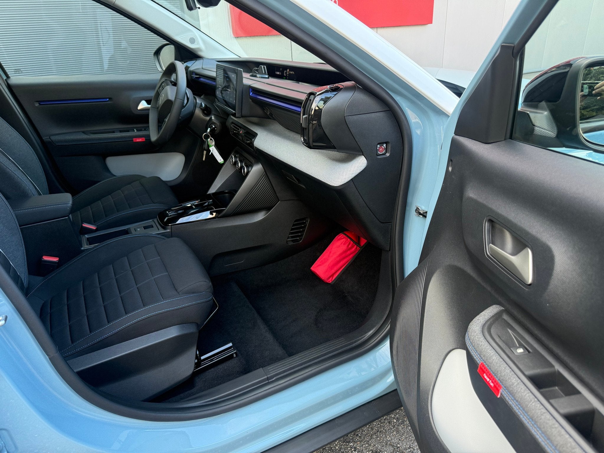 Citroën C3 NEW eC3 PLUS ELEKTRISCH, Auto's, Gebruikt, Zwart, Blauw, Elektrisch