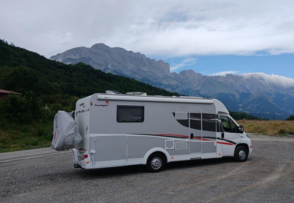 Fiat ducato sunlight t69l 10 years edition automaat 32000 km, Automaat, Sunlight, Ringverwarming, Buitenlamp