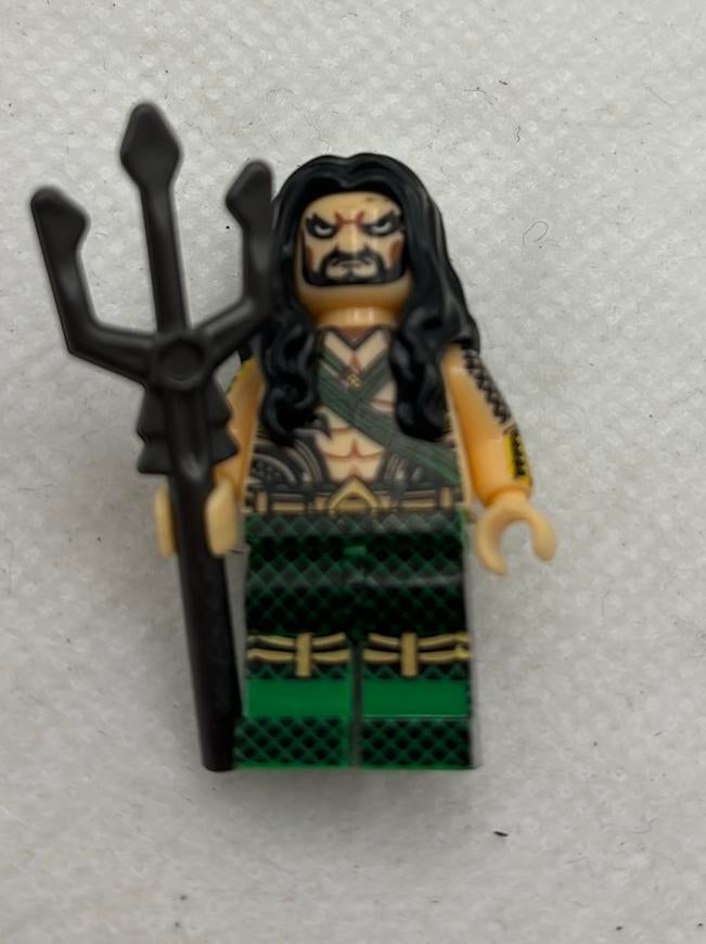Aquaman Minifiguur op maat - Justice League + Trident, Ophalen of Verzenden, Zo goed als nieuw
