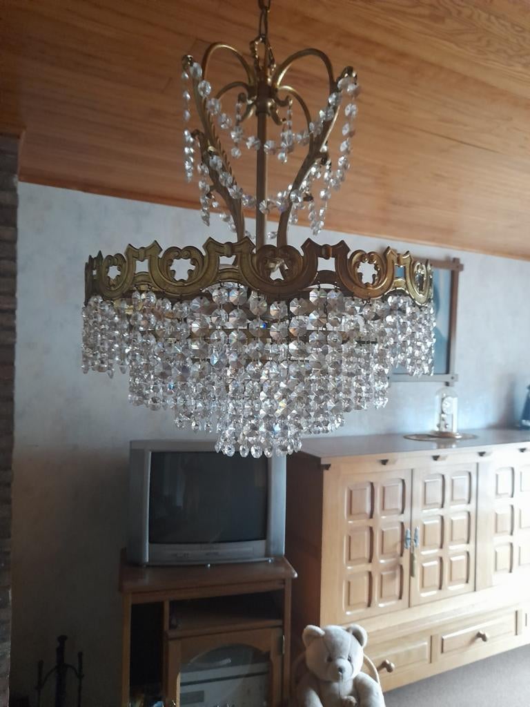 Echte kristal luchter, Ophalen