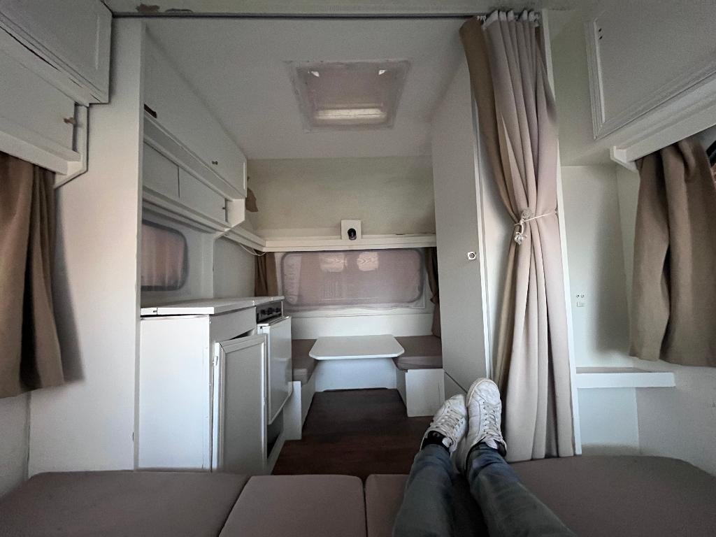 CARAVAN WILK TE KOOP - MOET SNEL WEG, Caravans en Kamperen, Tot en met 3, Wilk, Tot 500 kg, Particulier